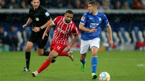 Freiburg đấu với Hoffenheim