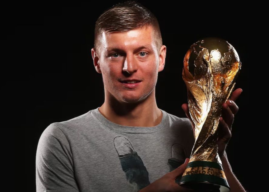 Kroos: Guler không phải người kế nhiệm tôi, phong cách của ông ấy không giống tôi
