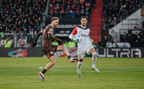 St. Pauli vs Eintracht Frankfurt
