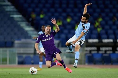 Fiorentina đấu với Lazio