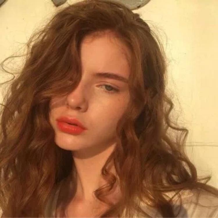 6686体育海外作者Una