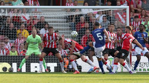 Southampton vs Thị trấn Ipswich