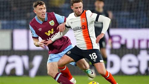 Burnley vs Thị trấn Luton