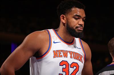 Hỏa lực đầy đủ! Three Knicks ghi được con số gấp đôi trong giờ nghỉ giải lao và ghi được 42 điểm trong hiệp hai