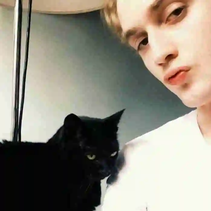 6686体育铁牌作者Nora