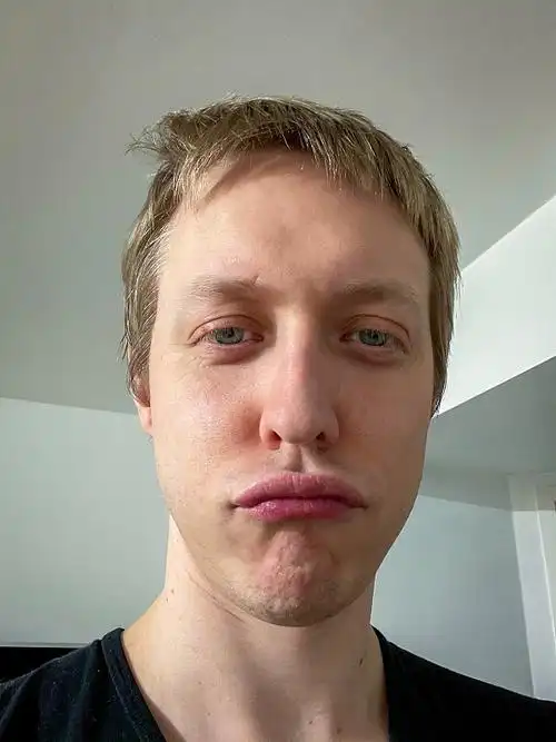 6686体育铁牌作者Ryan