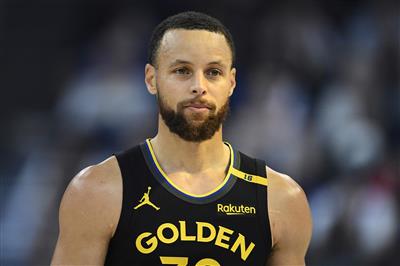 Curry: 2 thắng và 1 thua là kết quả không tệ trước lịch thi đấu dày đặc hồi đầu mùa. Bạn luôn phải kiểm tra đội hình vào đầu mùa giải.