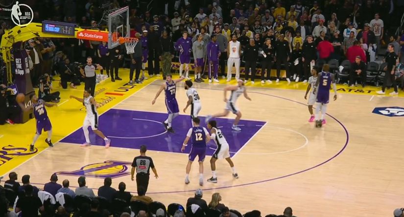 Nói thông minh về lỗi giao bóng: Đáng lẽ tôi không nên phạm sai lầm đó, nó sẽ không xảy ra nữa